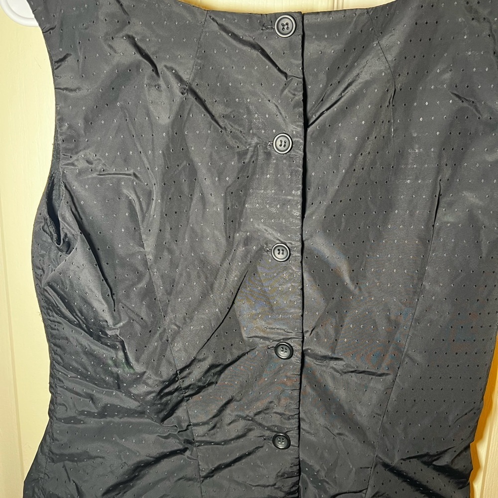 French Connection Vintage Dotted Black Sleeveless Blouse - Picture 7 of 8